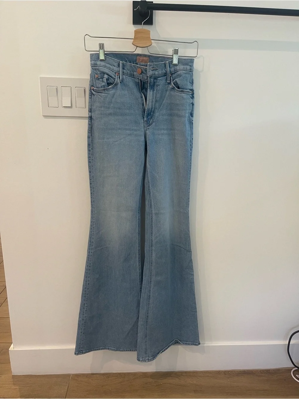MOTHER The Doozy Mid Rise Flare Jeans - Picture 3 of 6